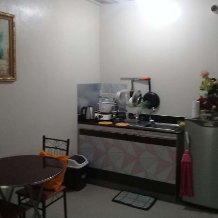 Emmanuel'S Service Apartment Near The Airport Manila Esterno foto