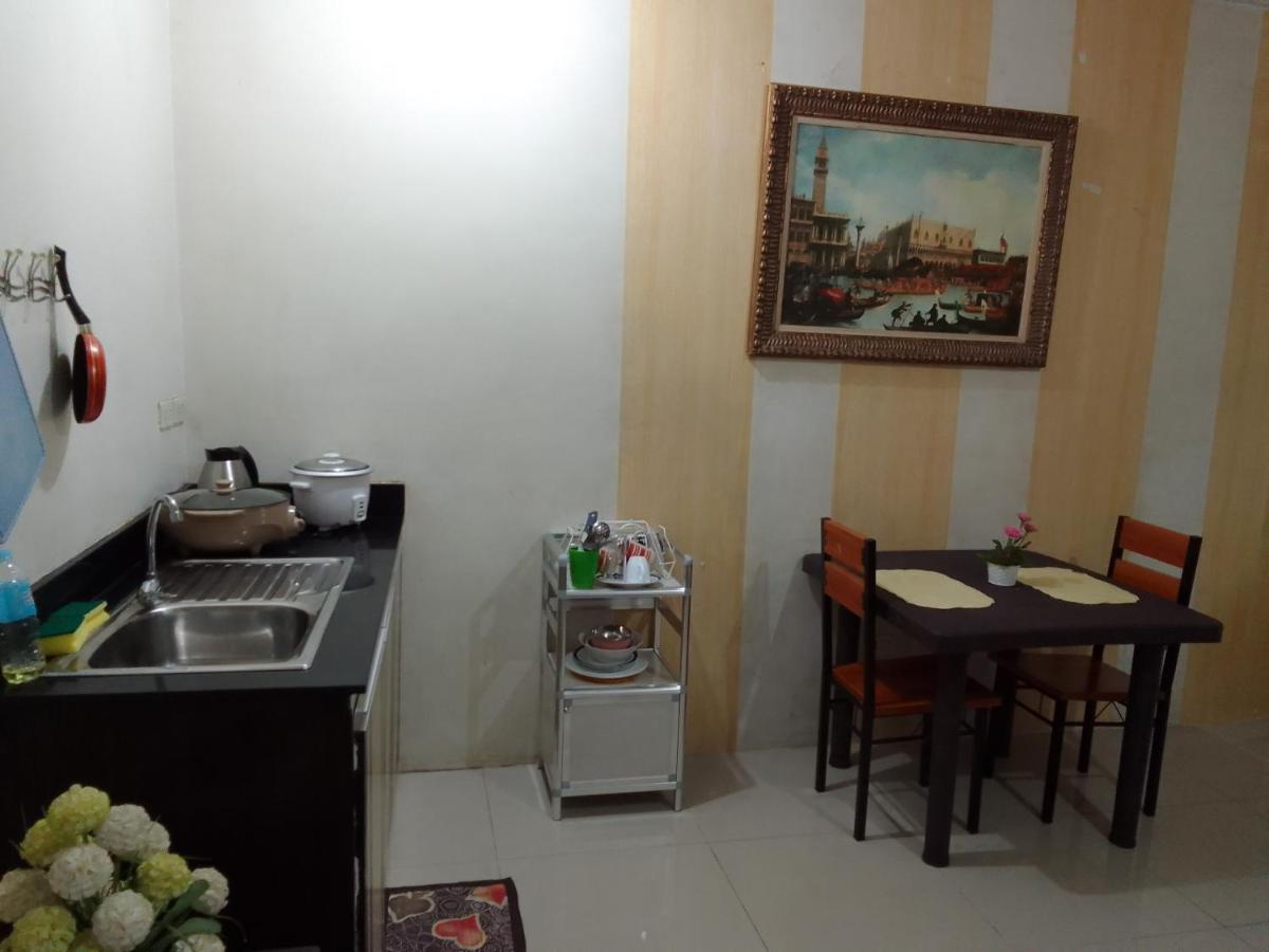 Emmanuel'S Service Apartment Near The Airport Manila Esterno foto